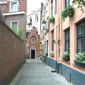 Leopold 2*, Bruges Belgium